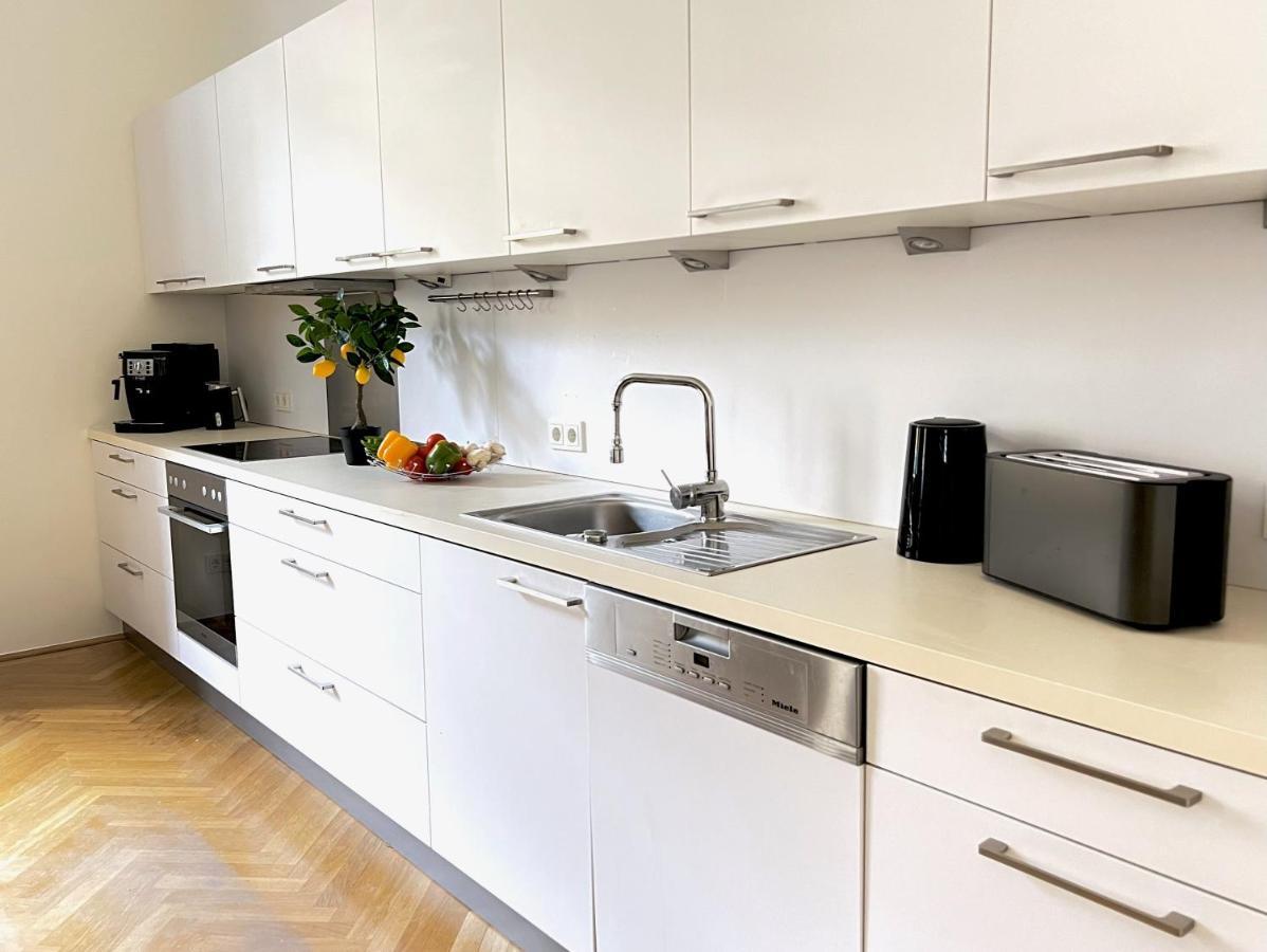 Belle Art Design Suite Im Herzen Von Wien Luaran gambar